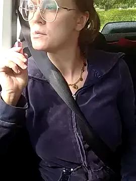 little-leni on StripChat 