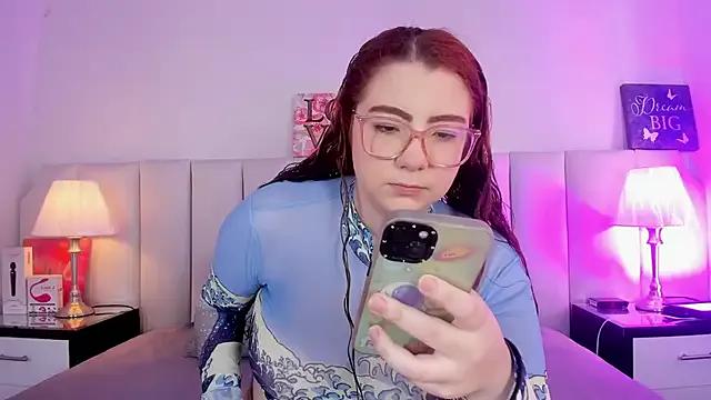 lizy_portman's avatar