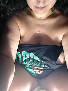 lola9393girl on StripChat 