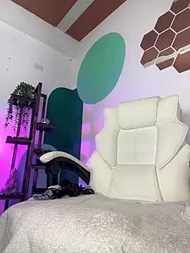 LollaByer on StripChat