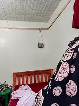 LOVELY-2BERRY on StripChat