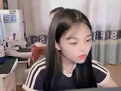 lu206 on StripChat 