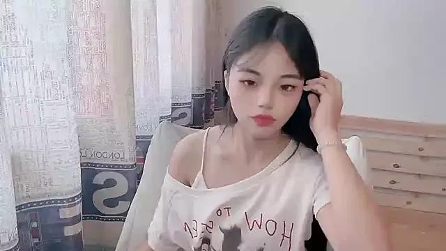 lu206 on StripChat 