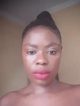 Luciouslips00 on StripChat 