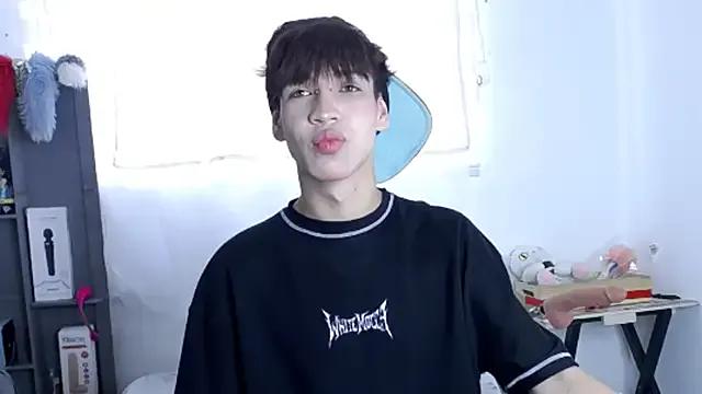 StripChat lucky_stricke is Freechat lucky_stricke — control of machine for 3 minutes