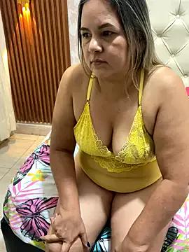 StripChat Lucy_Milf_474 is Freechat Lucy_Milf_474 — SHOWS PUSSY CLOSE UP WET