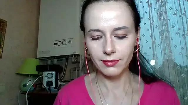 LuminousLady on StripChat 