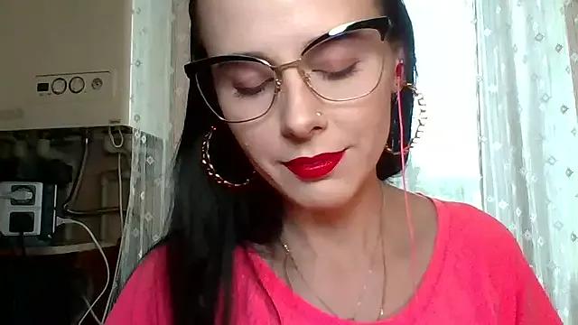 LuminousLady on StripChat 