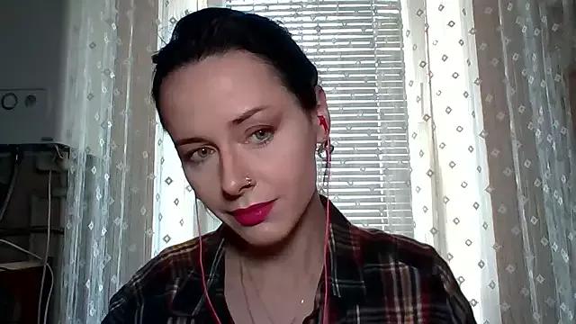 LuminousLady on StripChat 