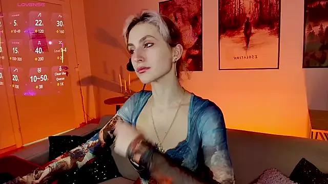 Freechat LuxRayi on StripChat