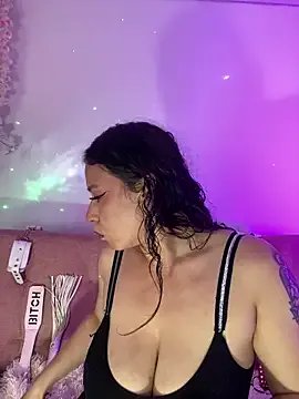 mariaaam2 — 20 spanks on assdont stop