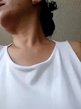 Freechat MARIANA-12_ on StripChat