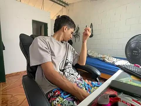 Max_TheHorseDick on StripChat