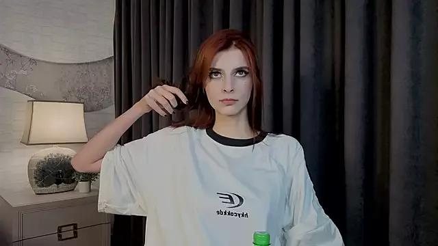 MaxineFarleigh on StripChat 