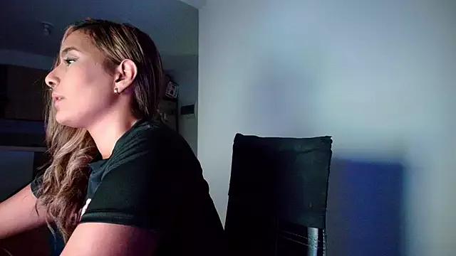 megan_collins96 on StripChat 