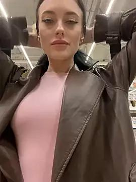 Melissa_crazy on StripChat 