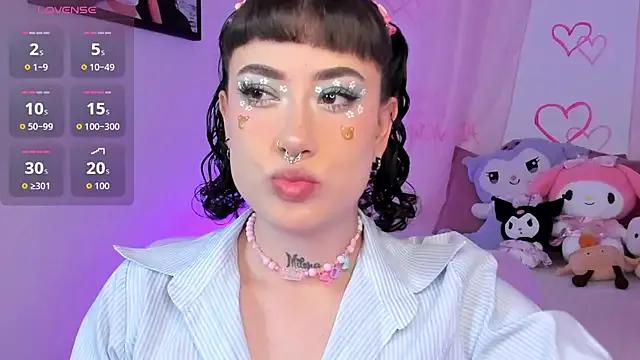 melody_suarez on StripChat