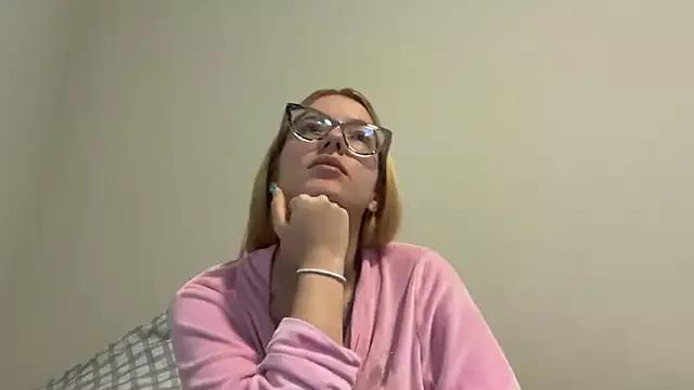 Mermaid-hana on StripChat 