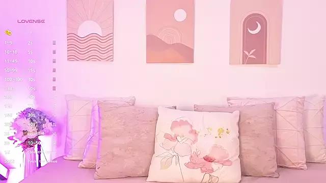 Freechat Mia_Heartt on StripChat