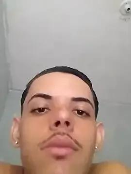 Freechat MicaelRian69 on StripChat