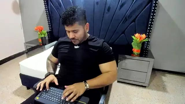 Freechat michael_hill1 on StripChat