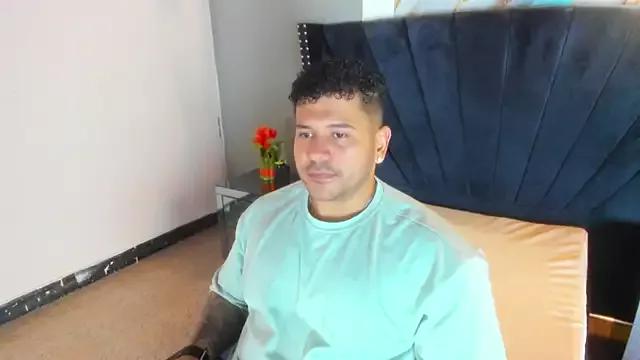 Freechat michael_hill1 on StripChat