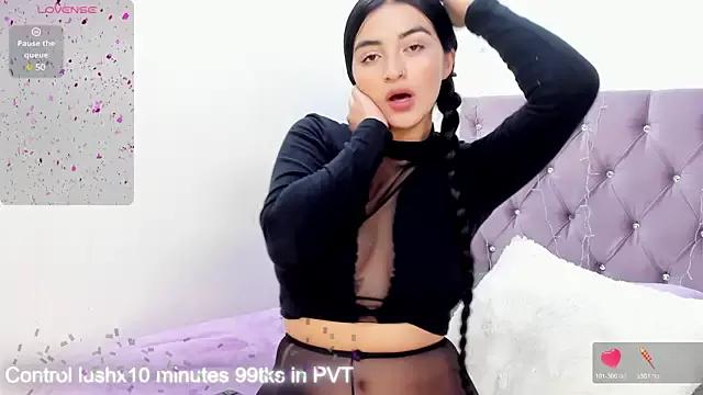 miel_gomez on StripChat