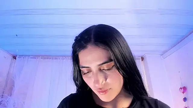 miel_gomez on StripChat