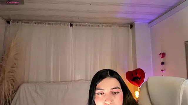 miel_gomez on StripChat