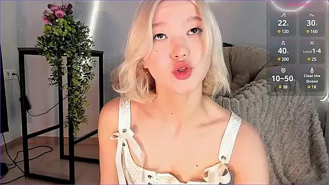 milli_sun_ on StripChat 