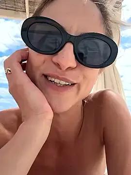 missdaisydiamond777 on StripChat 