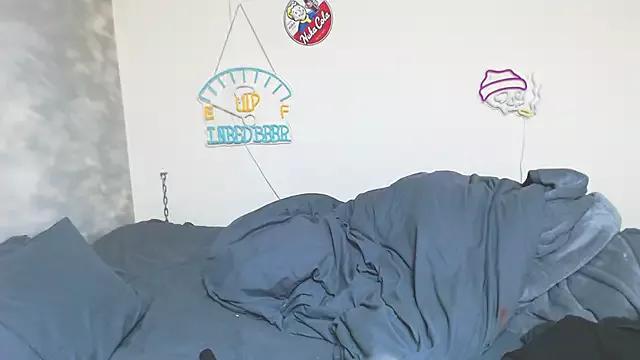 Freechat miyabi_room on StripChat