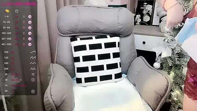 Monica-888 on StripChat 