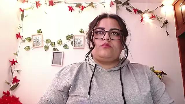 moon_sunflower on StripChat 