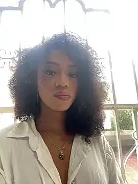 Nahomi_King on StripChat 