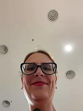 NataKitten on StripChat 