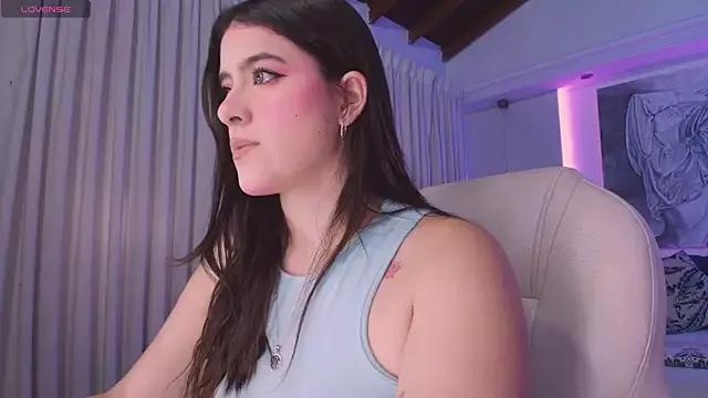 nathalie_rivers on StripChat 