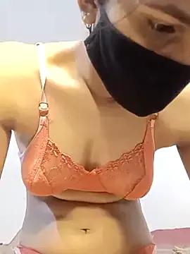 Naughty-Mayaa on StripChat