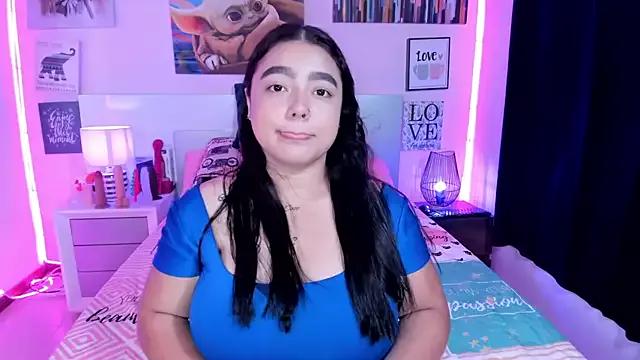 NaughtyAnaa on StripChat 