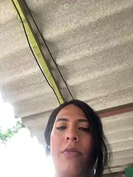 Newshantal_ on StripChat