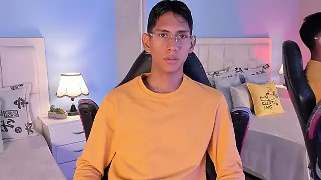 Nick_Collins18 — hi pm nick :)