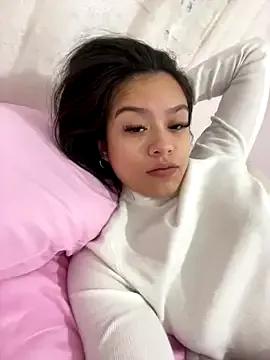 NinaFrost_ on StripChat 