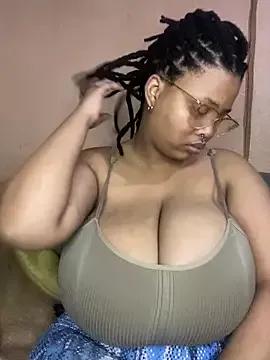 NonoGotBoobies on StripChat 