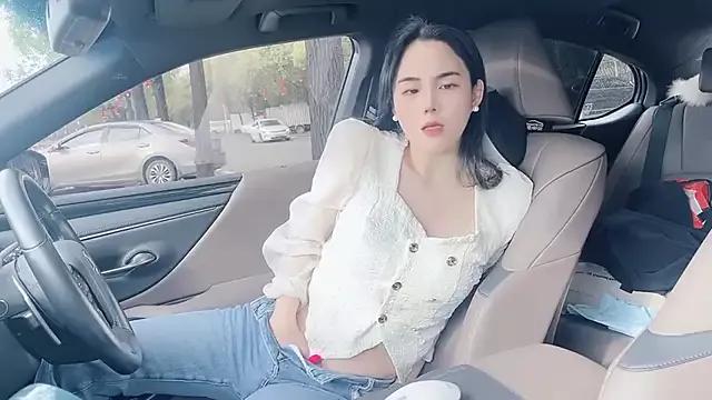 Freechat orla2021 on StripChat