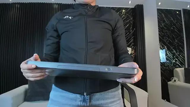 paulina_sweett_ on StripChat