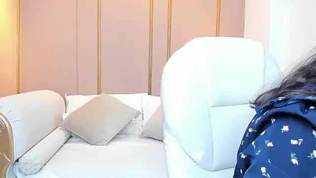 StripChat PerlaPreciosa is Freechat PerlaPreciosa — Fingering my asshole : 222