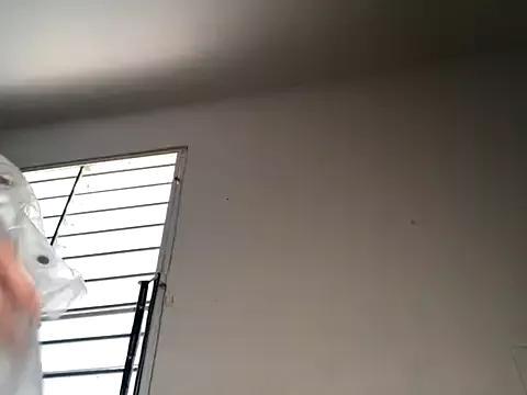 poppergirl69 on StripChat 
