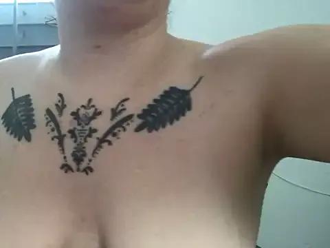 poppergirl69 on StripChat 