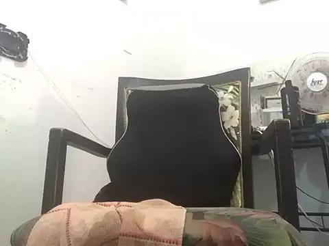 poppergirl69 on StripChat 