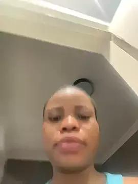 PrettyNina77 on StripChat 